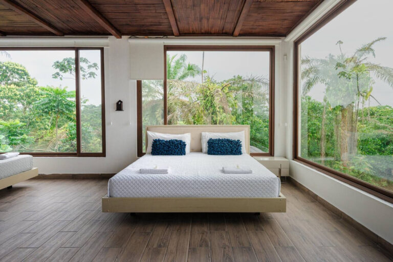 Taytacha_Room 7